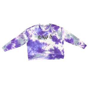 Tie-Dye butterfly sweatshirt 🦋